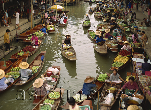 Asia Images Group - Damnoensaduak floating market, Thailand