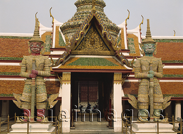 Asia Images Group - Wat Phra Kaeo Bangkok, Thailand