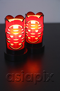 AsiaPix - Pair of illuminated Chinese Lamps with the text - Double Happiness
