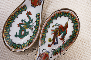 AsiaPix - Traditional dragon and phoenix spoons