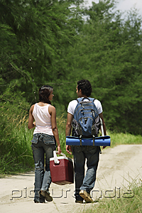 PictureIndia - Young couple hiking in the wilderness
