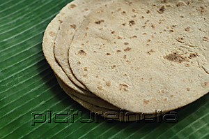 PictureIndia - Close-up of chapati
